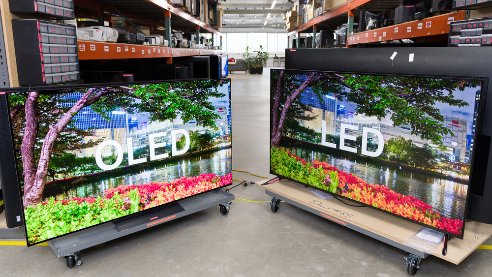 An OLED TV (left) and an LED TV (right).