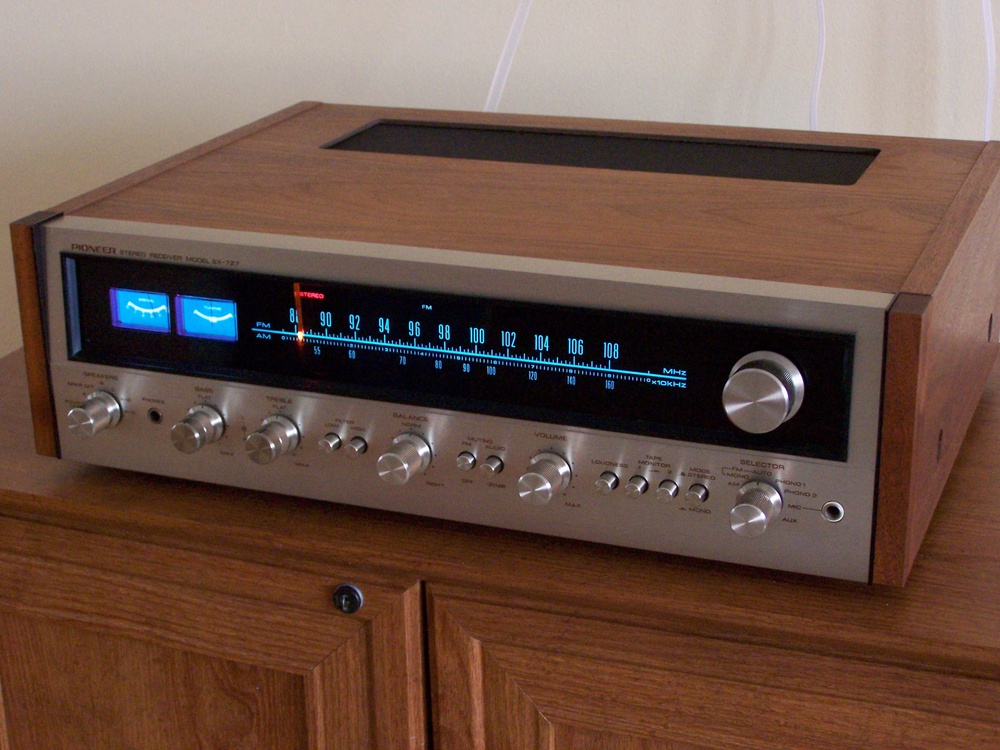 A vintage Pioneer stereo receiver.