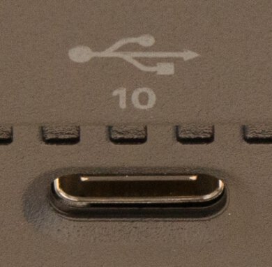 USB-C port that supports 10Gbps speeds.