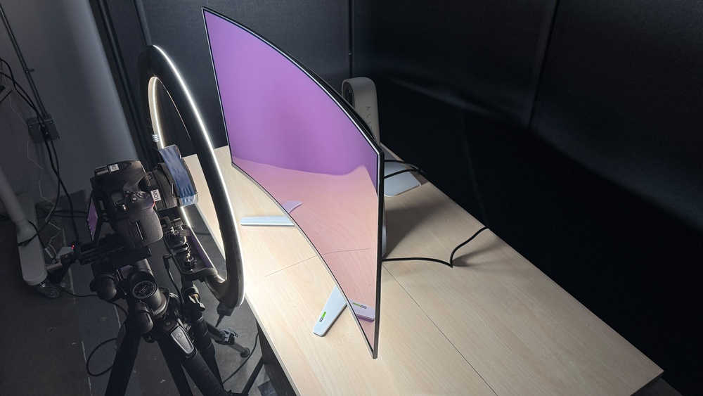 RTINGS.com ambient black level raise test setup