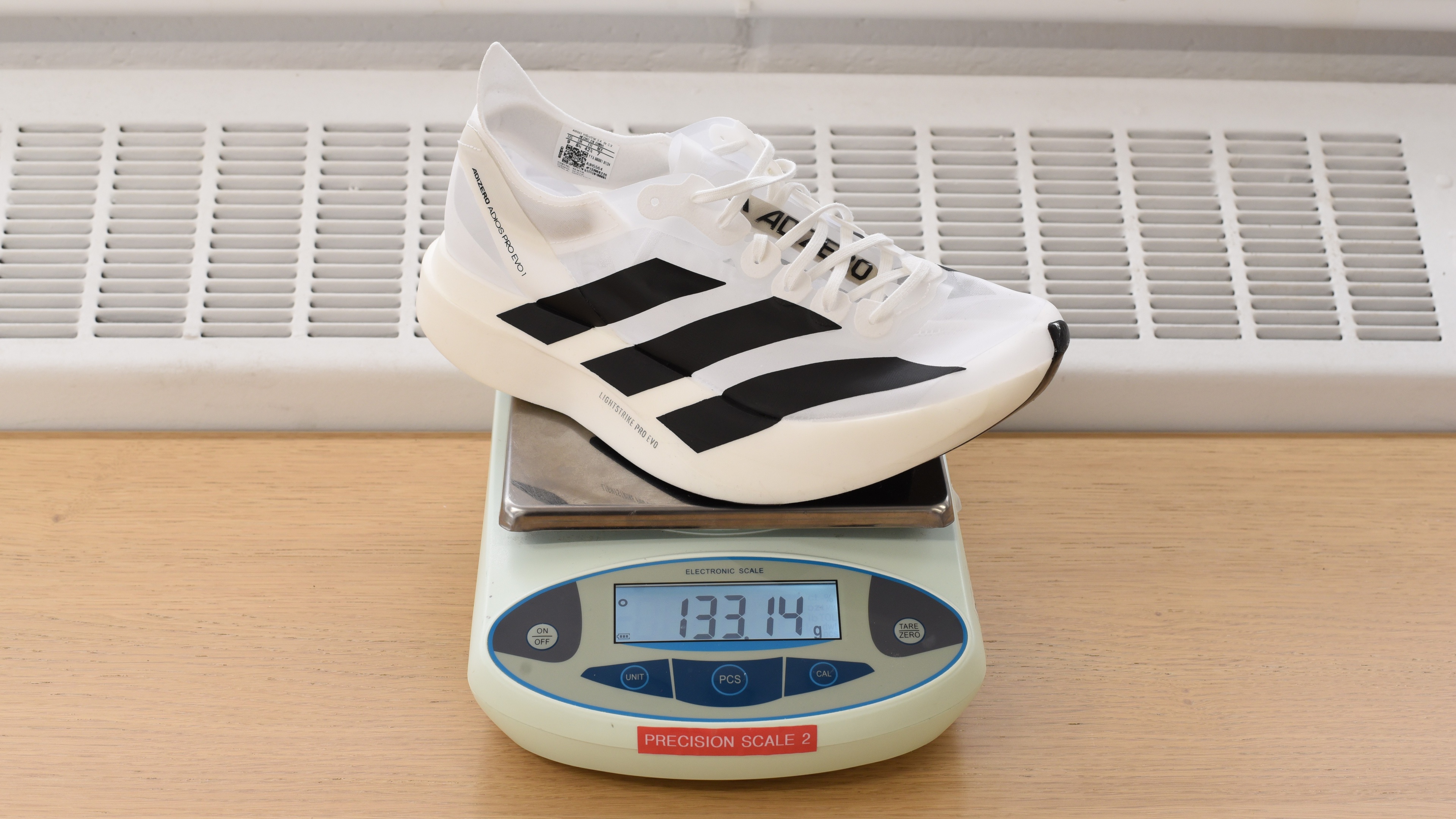 how much do adidas shoes weigh