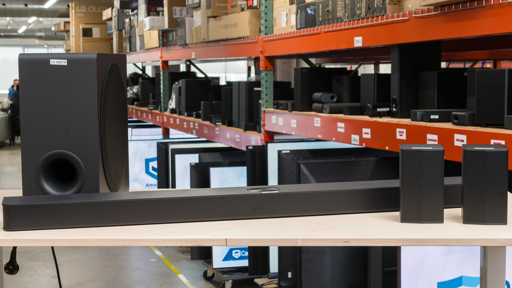 A photo of the LG S90TR in the RTINGS office.