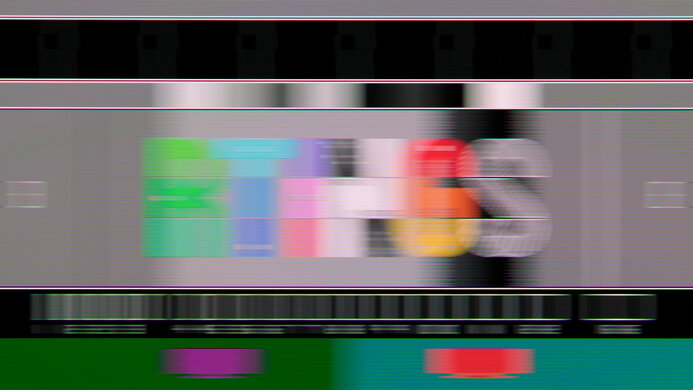 Pursuit photo at 60Hz of the Gigabyte FO32U2P.