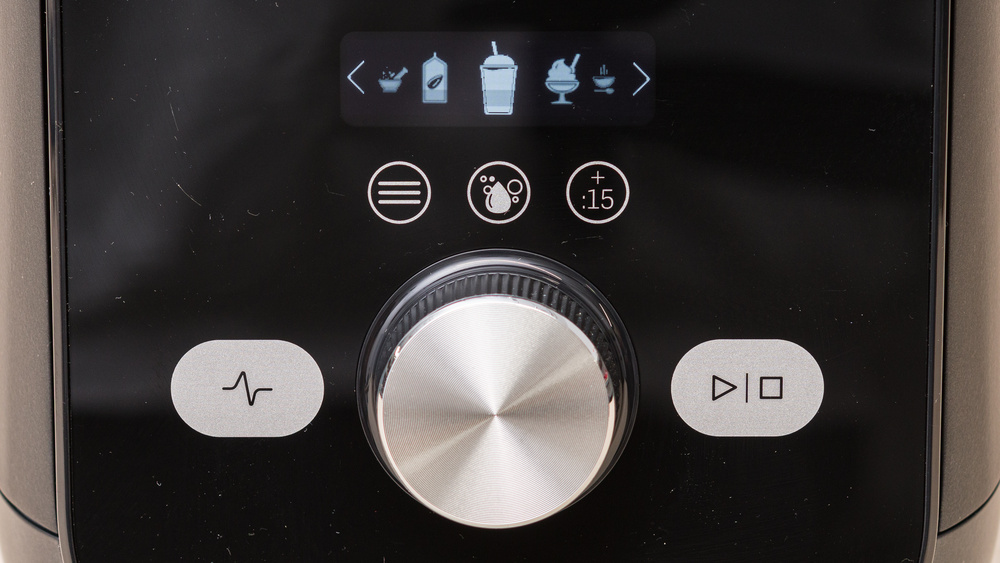 The Vitamix Ascent X5's control panel.