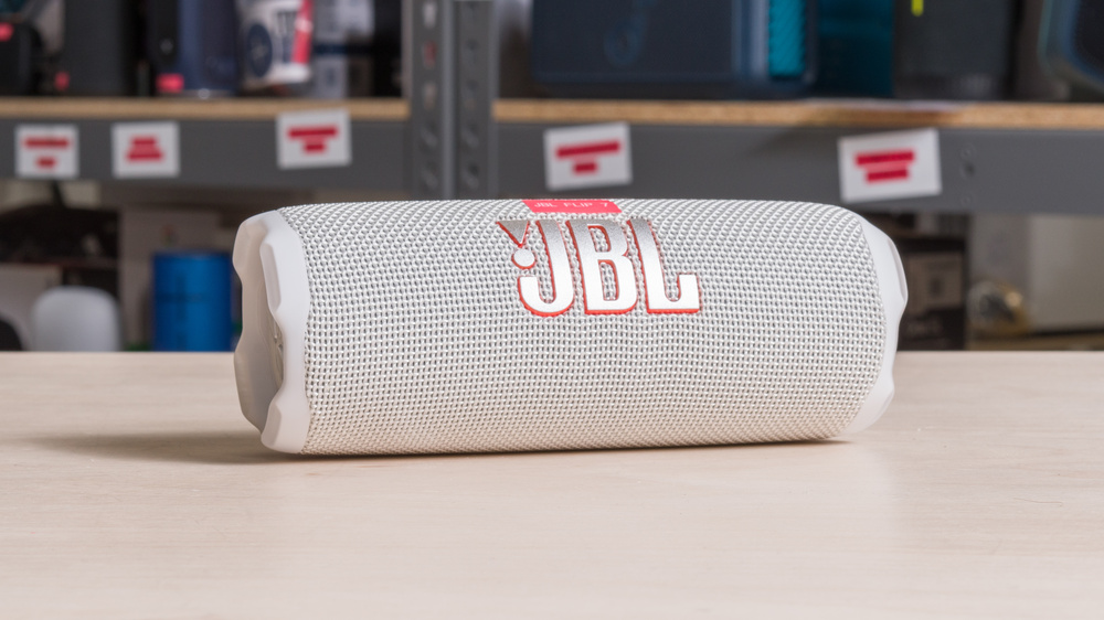 The JBL Flip 7, lying horizontally.