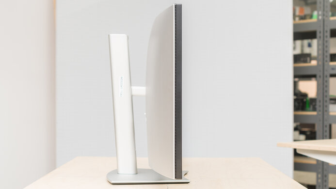 Side view of the Dell U4025QW.