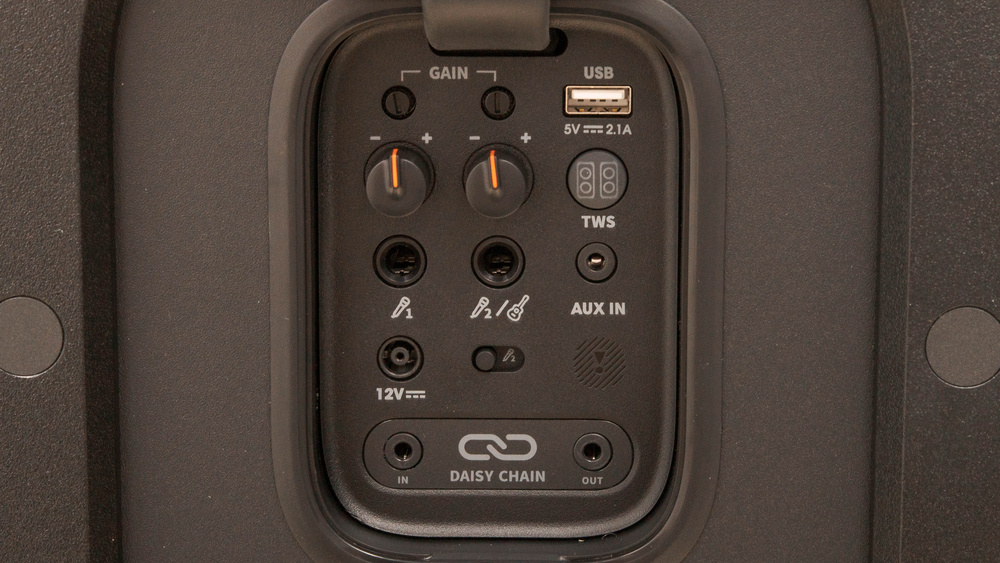 The JBL PartyBox 310 input ports.