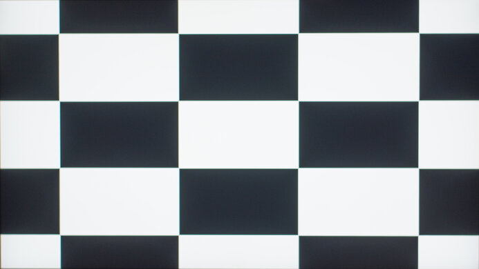 Checkerboard pattern on the Dell S2725DC.
