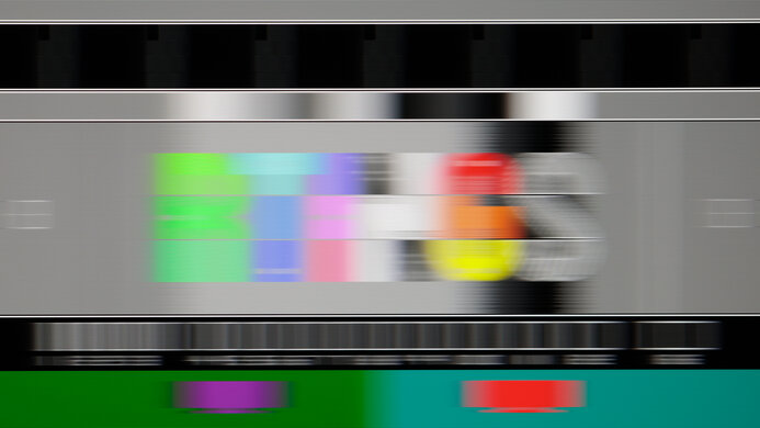 Motion pursuit photo at 60Hz on the Dell AW2524H.