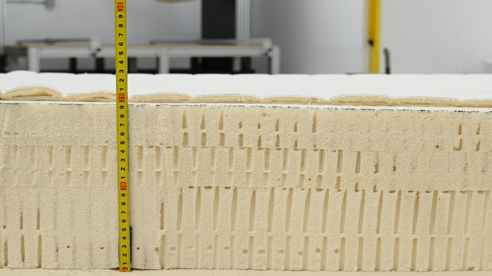 A photo showing the Sleep On Latex layer detail.