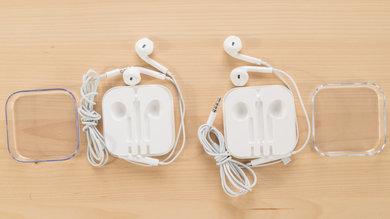 In the box picture Apple earpods